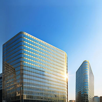 簡単に清潔できるガラスソリューション 低エネルギー料金と維持費の削減のためのコスト効率 エネルギーガラス